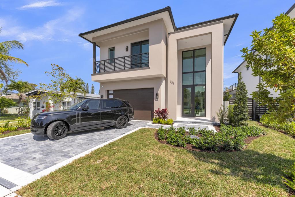 Delray Beach, Florida, 33444, United States, 4 Bedrooms Bedrooms, ,5 BathroomsBathrooms,Residential,For Sale,1974503