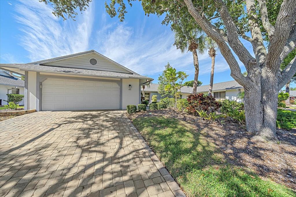 Sarasota, Florida, 34231, United States, 3 Bedrooms Bedrooms, ,2 BathroomsBathrooms,Residential,For Sale,1987968