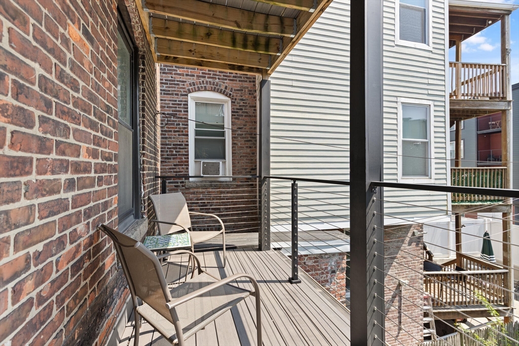 Boston, Massachusetts, 02128, United States, 2 Bedrooms Bedrooms, ,2 BathroomsBathrooms,Residential,For Sale,1925542