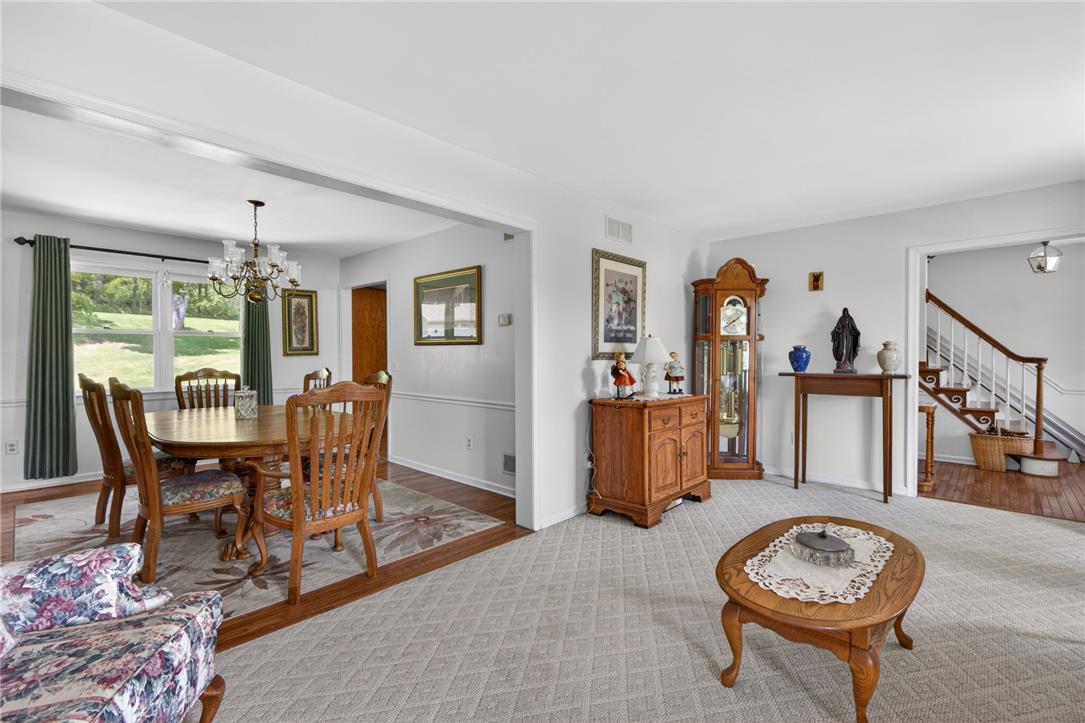 Lower Saucon Twp, Pennsylvania, 18055, United States, 5 Bedrooms Bedrooms, ,4 BathroomsBathrooms,Residential,For Sale,2048315