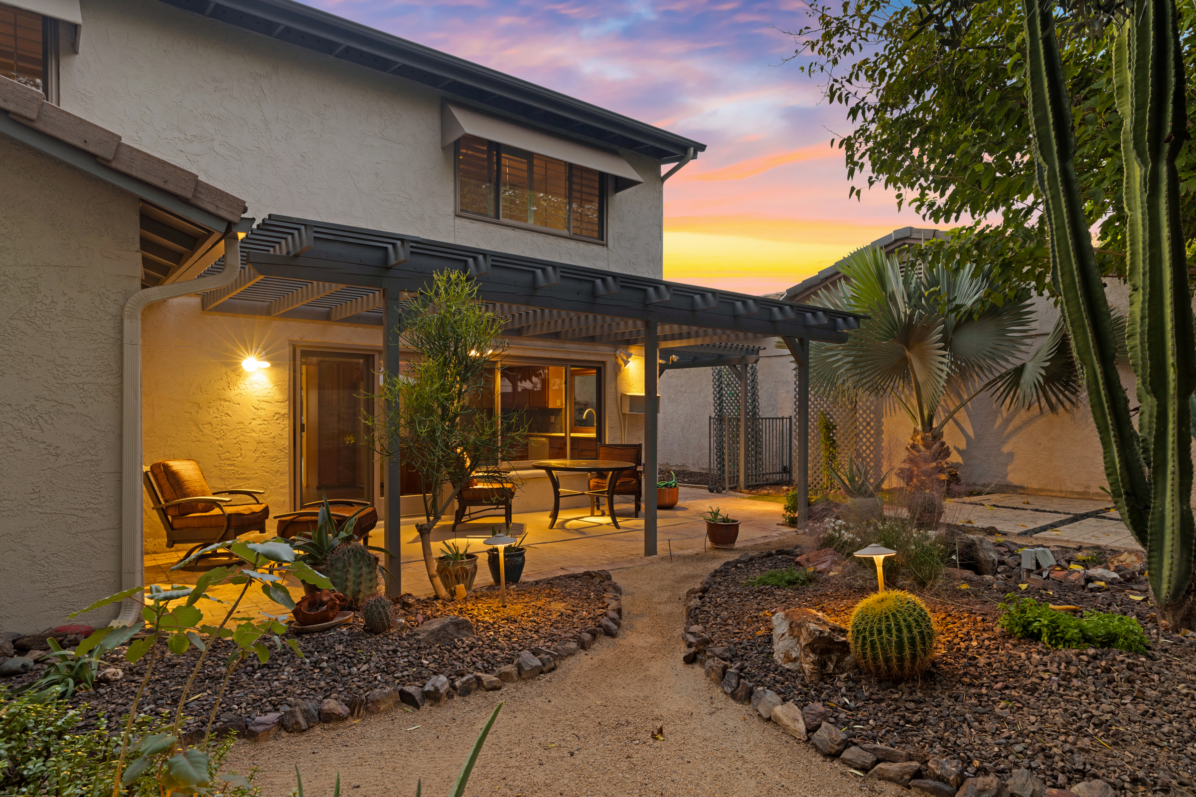 Tempe, Arizona, 85283, United States, 4 Bedrooms Bedrooms, ,3 BathroomsBathrooms,Residential,For Sale,1985738