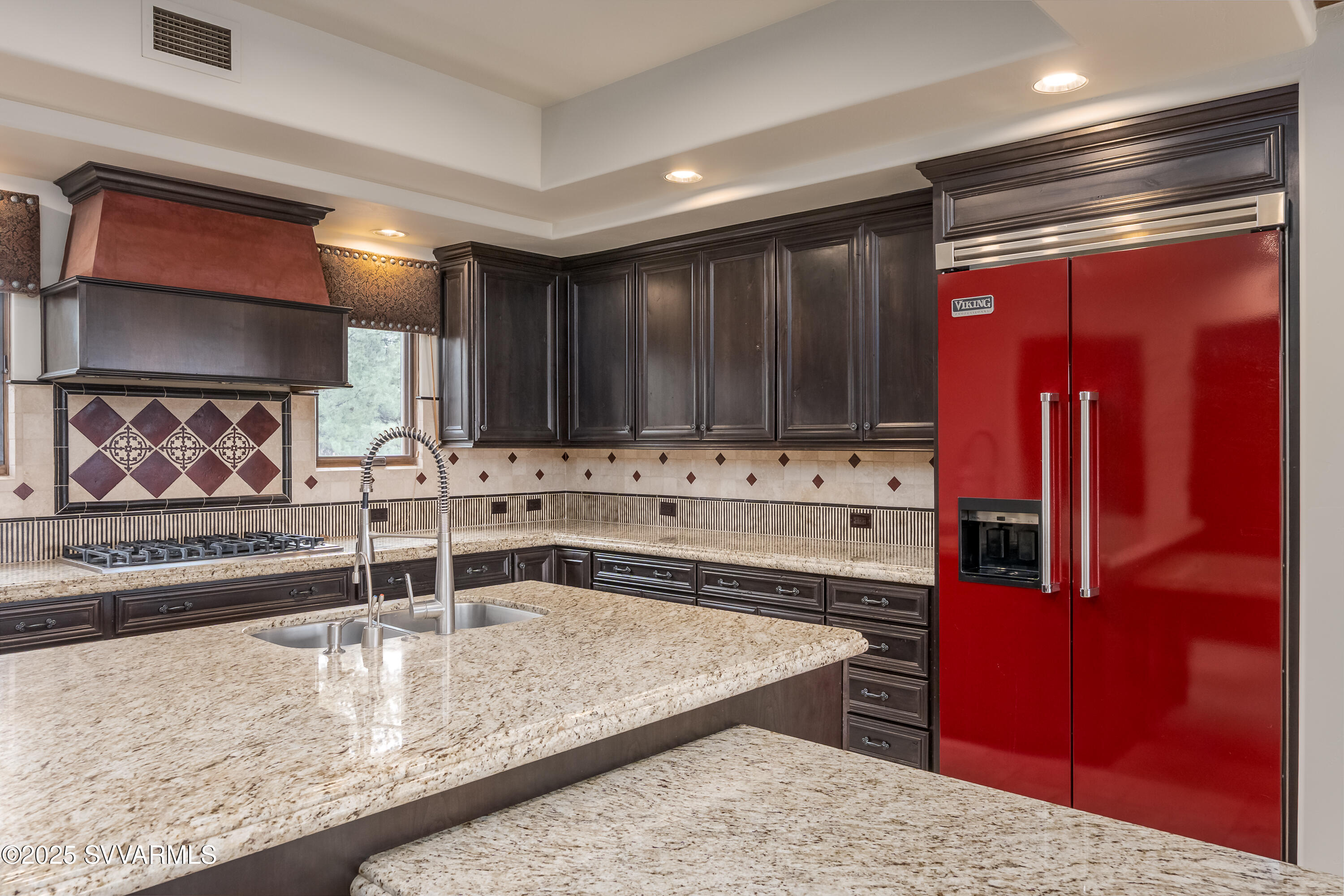 Sedona, Arizona, 86336, United States, 2 Bedrooms Bedrooms, ,2 BathroomsBathrooms,Residential,For Sale,1988219