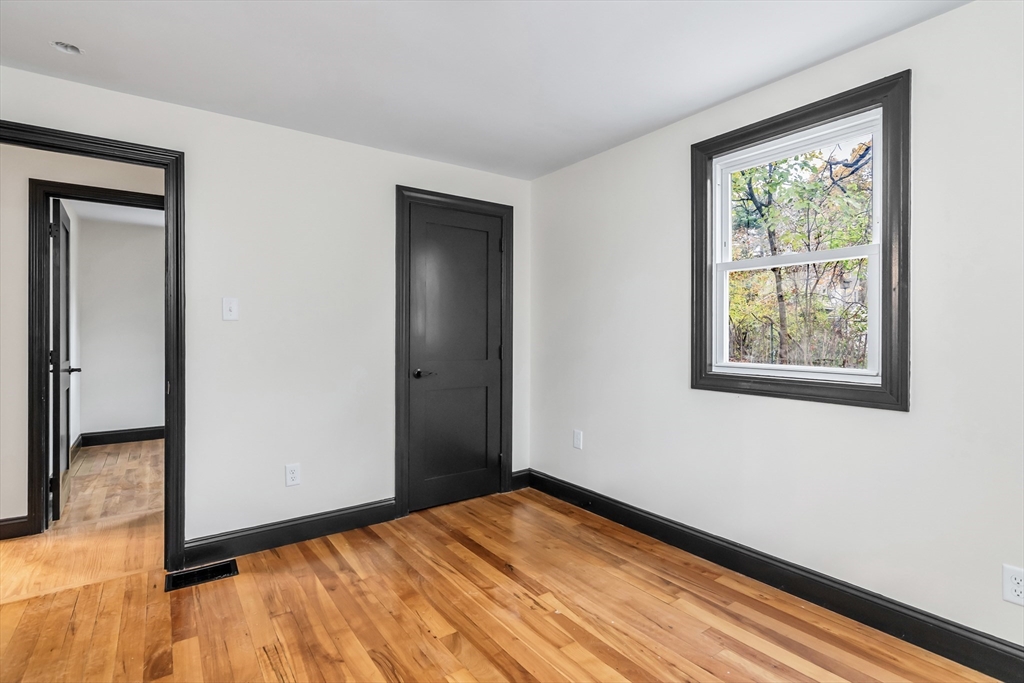 Billerica, Massachusetts, 01821, United States, 4 Bedrooms Bedrooms, ,3 BathroomsBathrooms,Residential,For Sale,1980011