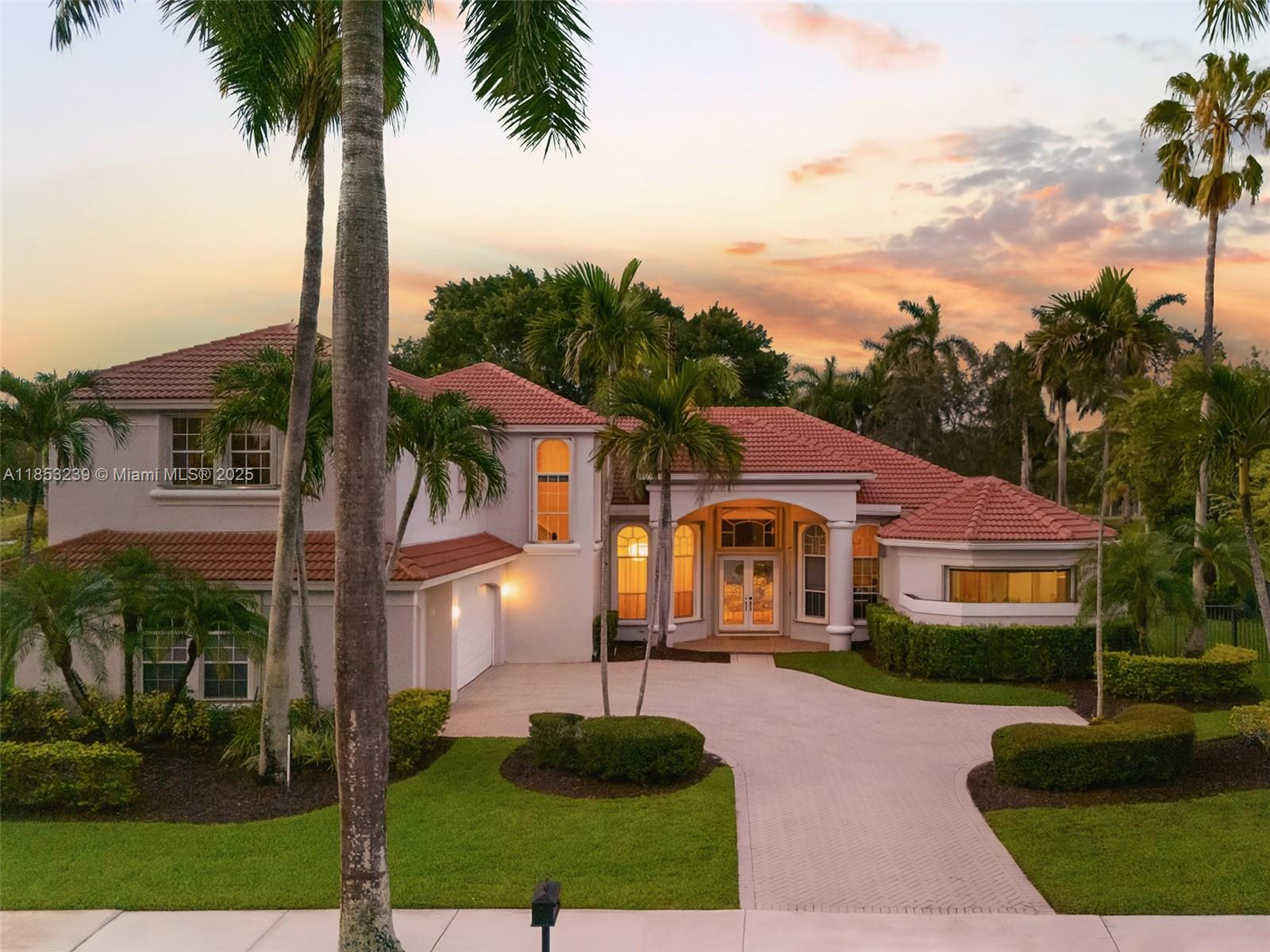Weston, Florida, 33327, United States, 5 Bedrooms Bedrooms, ,6 BathroomsBathrooms,Residential,For Sale,1919791