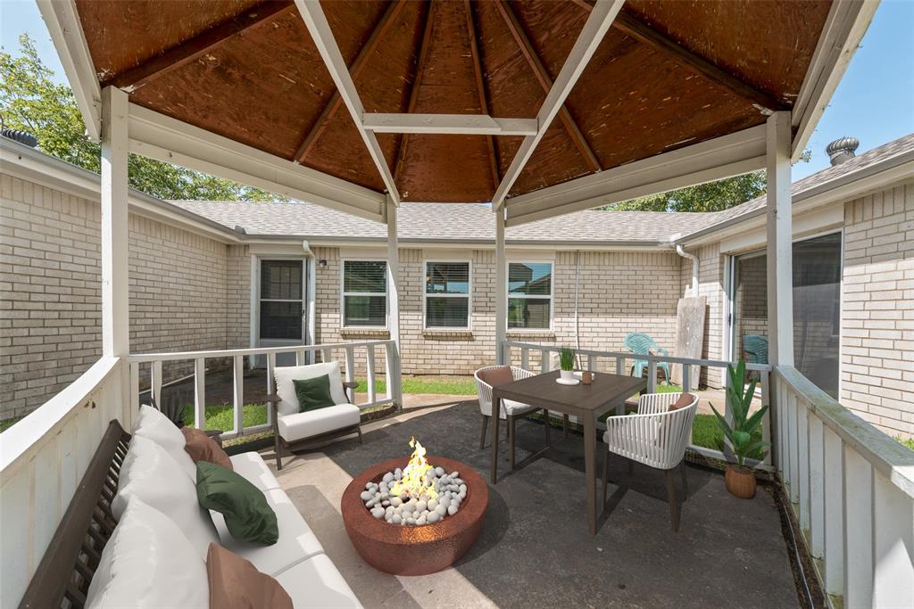 Kaufman, Texas, 75142, United States, 5 Bedrooms Bedrooms, ,3 BathroomsBathrooms,Residential,For Sale,1901680