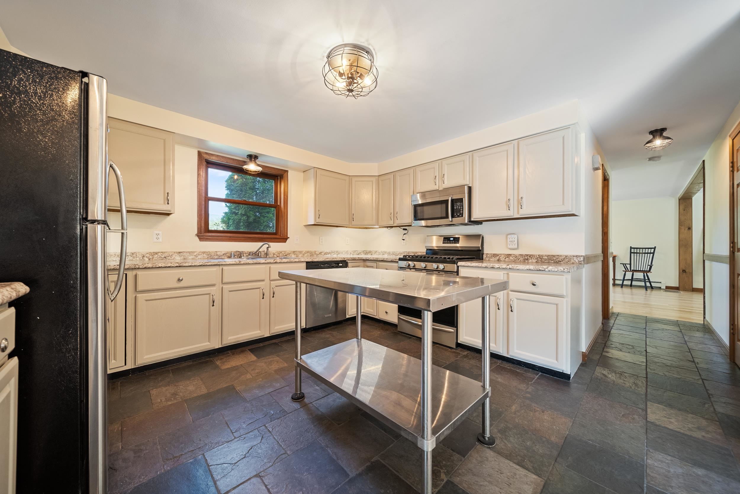Lyndeborough, New Hampshire, 03082, United States, 3 Bedrooms Bedrooms, ,2 BathroomsBathrooms,Residential,For Sale,1917291