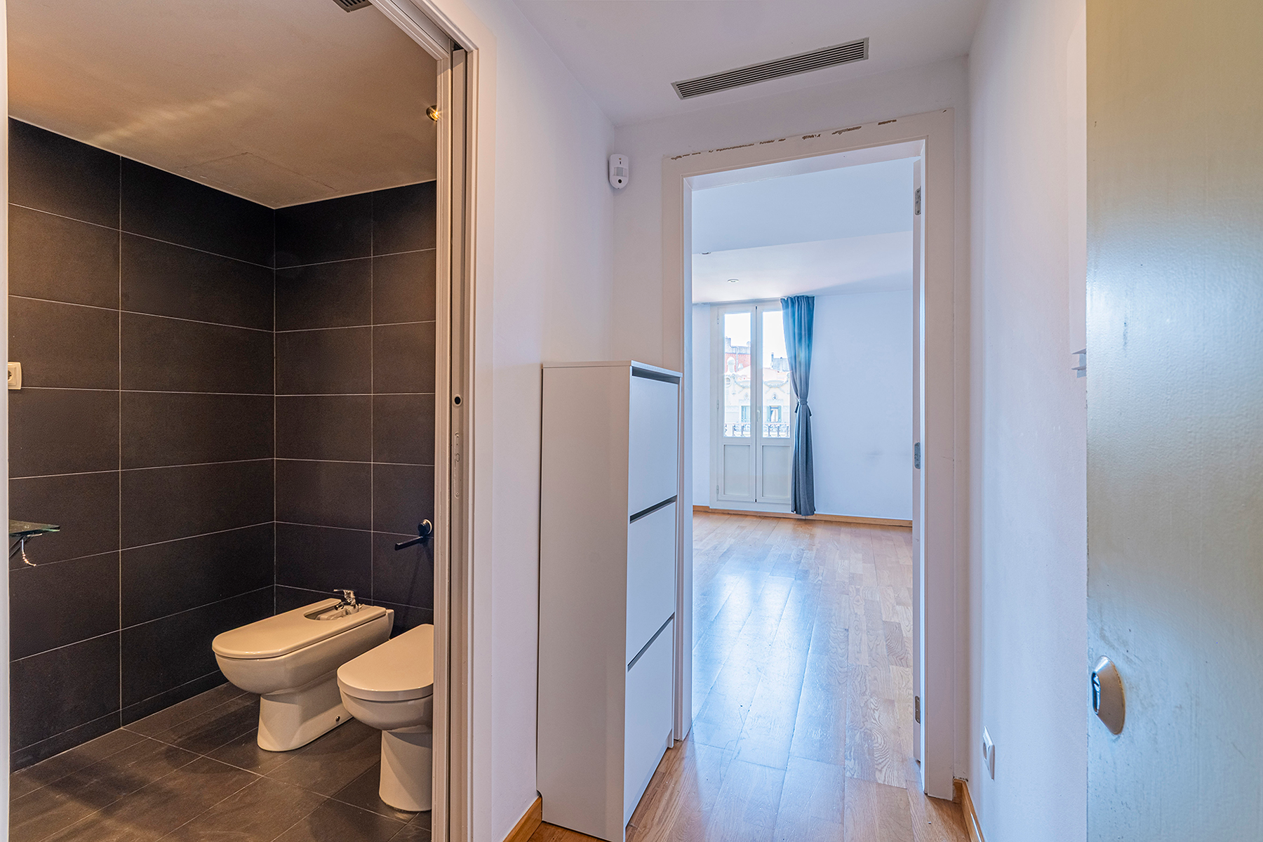  Bright apartment on high floor with private terrace in Eixample - 物件實景