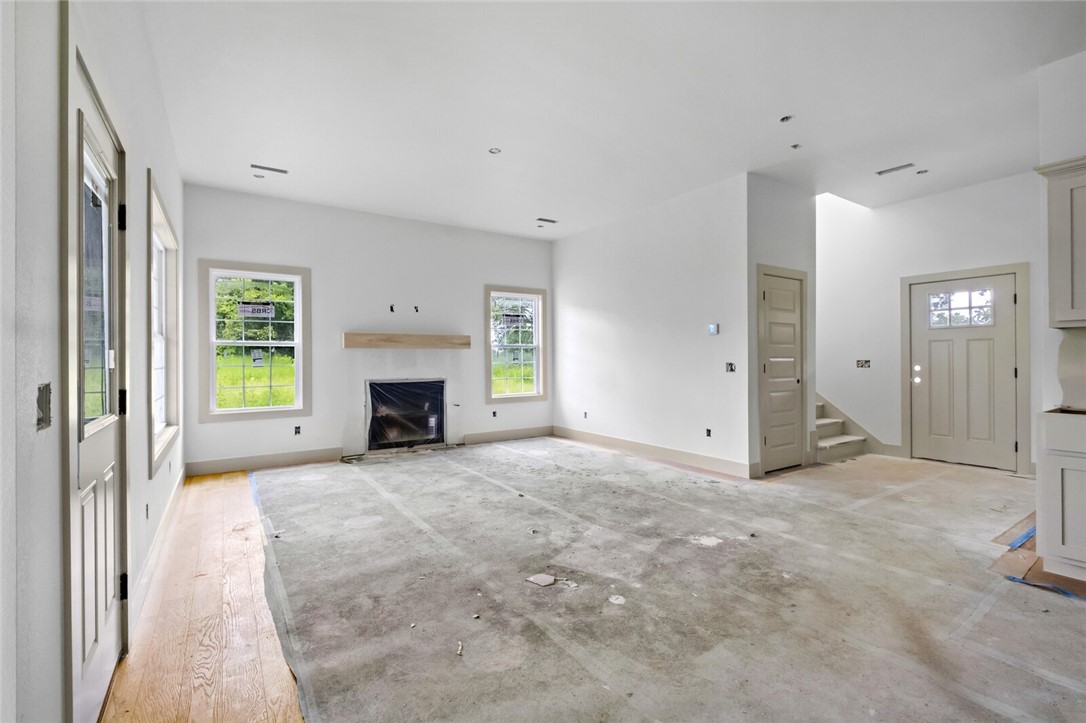Bella Vista, Arkansas, 72715, United States, 3 Bedrooms Bedrooms, ,3 BathroomsBathrooms,Residential,For Sale,1897154