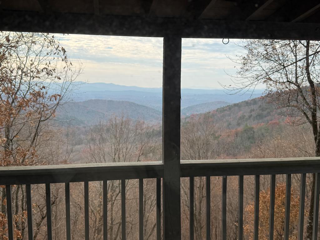 Ellijay, Georgia, 30536, United States, 3 Bedrooms Bedrooms, ,3 BathroomsBathrooms,Residential,For Sale,2009787