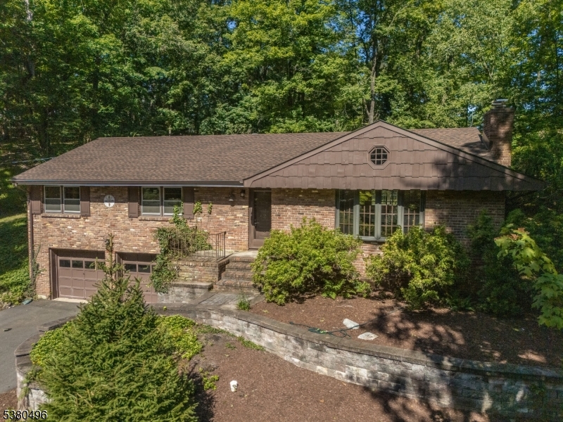 Bridgewater Twp., New Jersey, 07920, United States, 3 Bedrooms Bedrooms, ,2 BathroomsBathrooms,Residential,For Sale,1927151