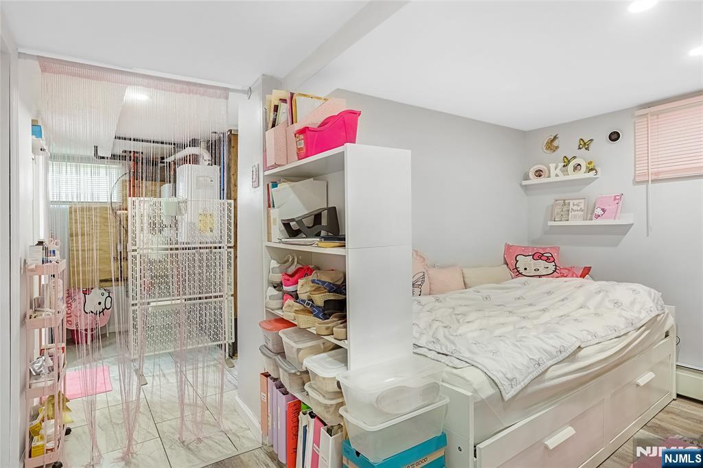 Wallington, New Jersey, 07057, United States, 3 Bedrooms Bedrooms, ,3 BathroomsBathrooms,Residential,For Sale,1939123