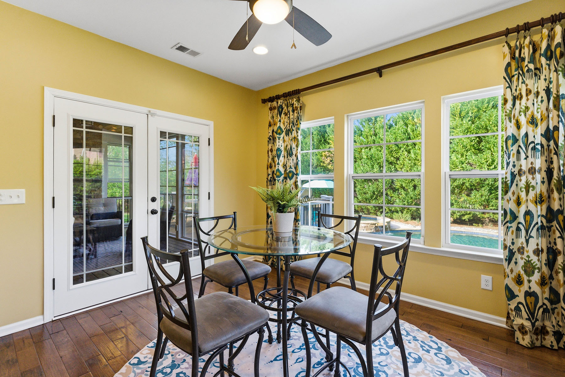  RIVER LAKES - 物件實景