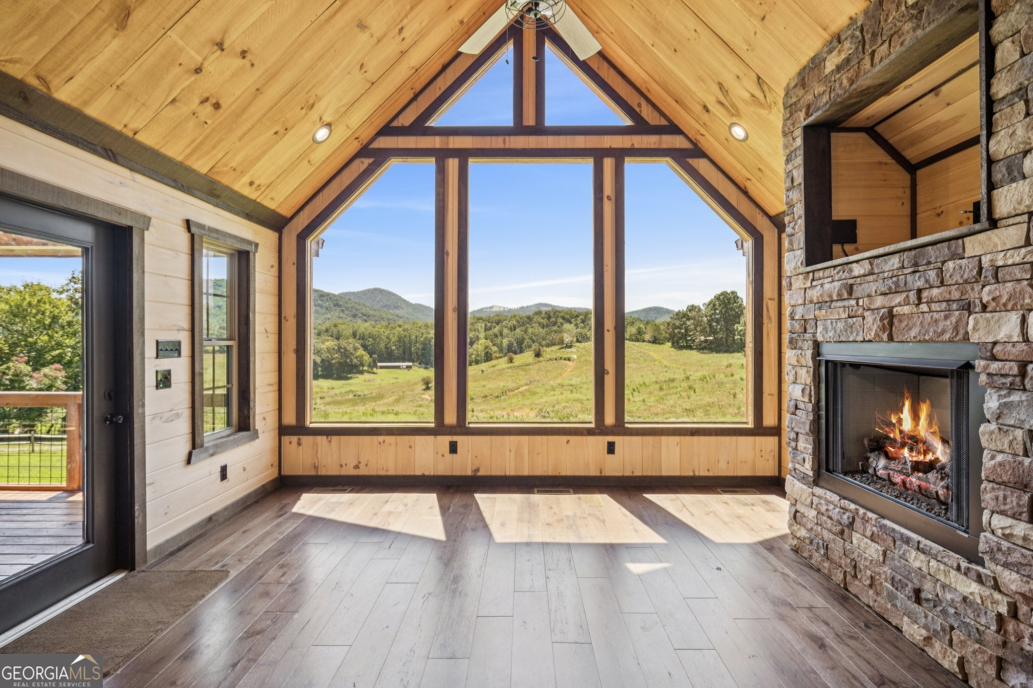 Morganton, Georgia, 30560, United States, 4 Bedrooms Bedrooms, ,3 BathroomsBathrooms,Residential,For Sale,1926928