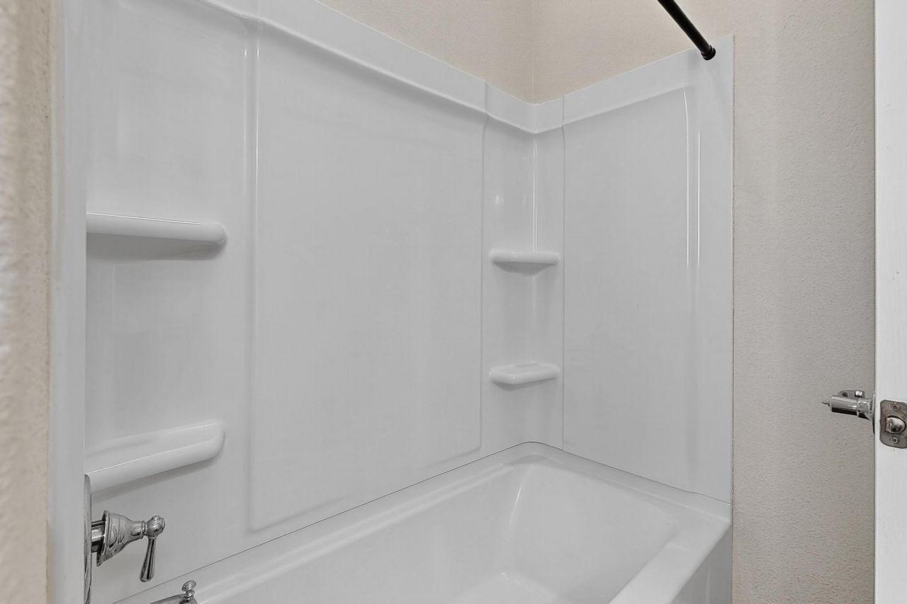 Rio Rancho, New Mexico, 87124, United States, 3 Bedrooms Bedrooms, ,2 BathroomsBathrooms,Residential,For Sale,1992883