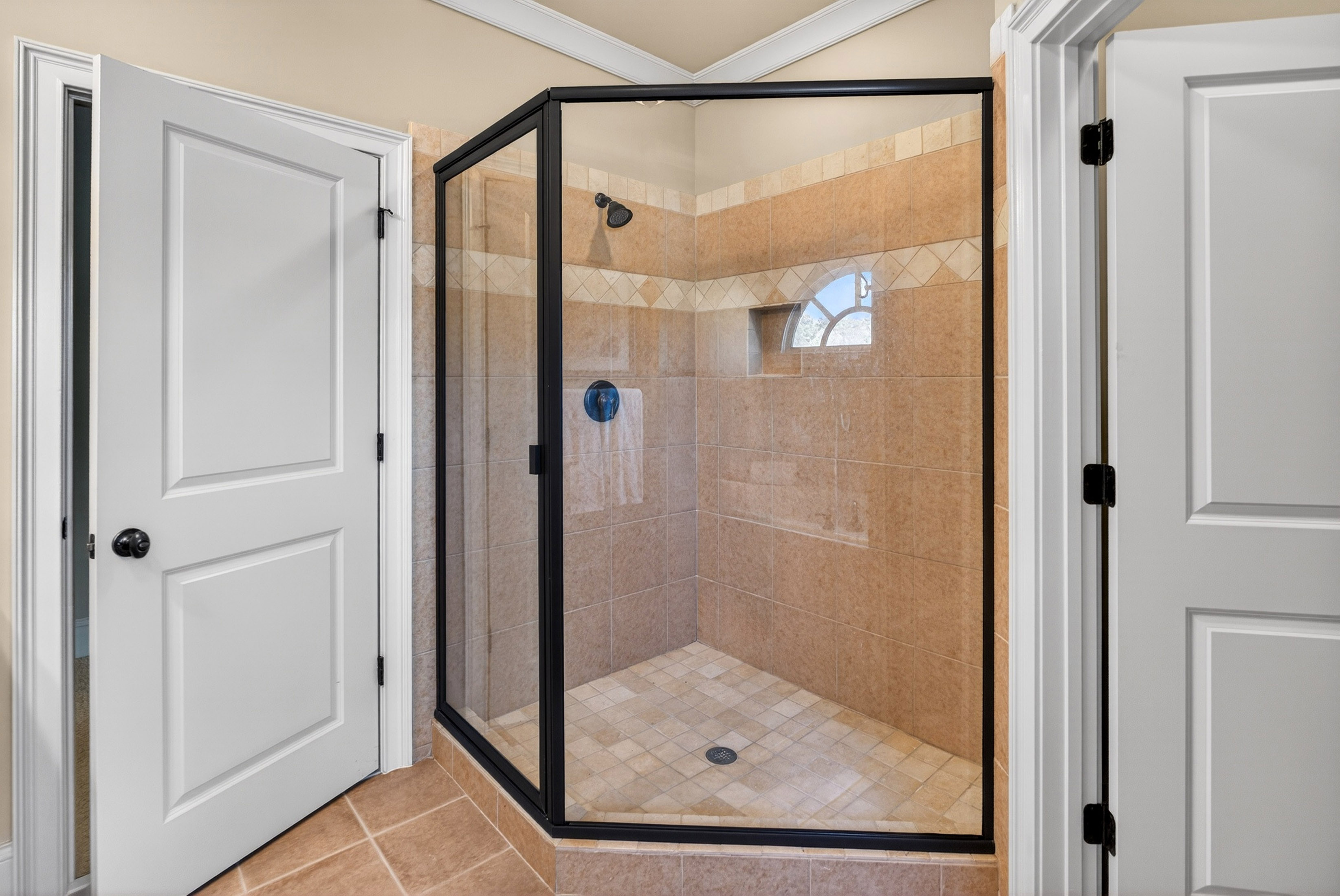  Luxury French Estate with Sweeping Golf Course Views - 物件實景