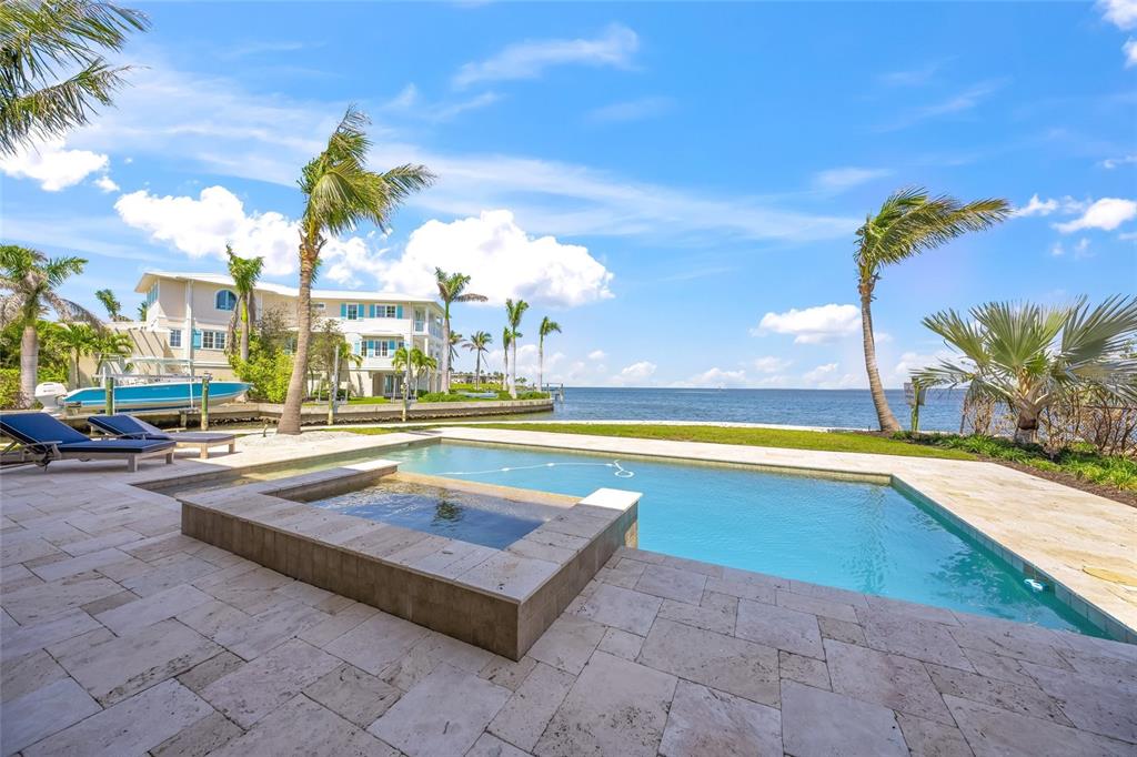 Holmes Beach, Florida, 34217, United States, 5 Bedrooms Bedrooms, ,5 BathroomsBathrooms,Residential,For Sale,1770392