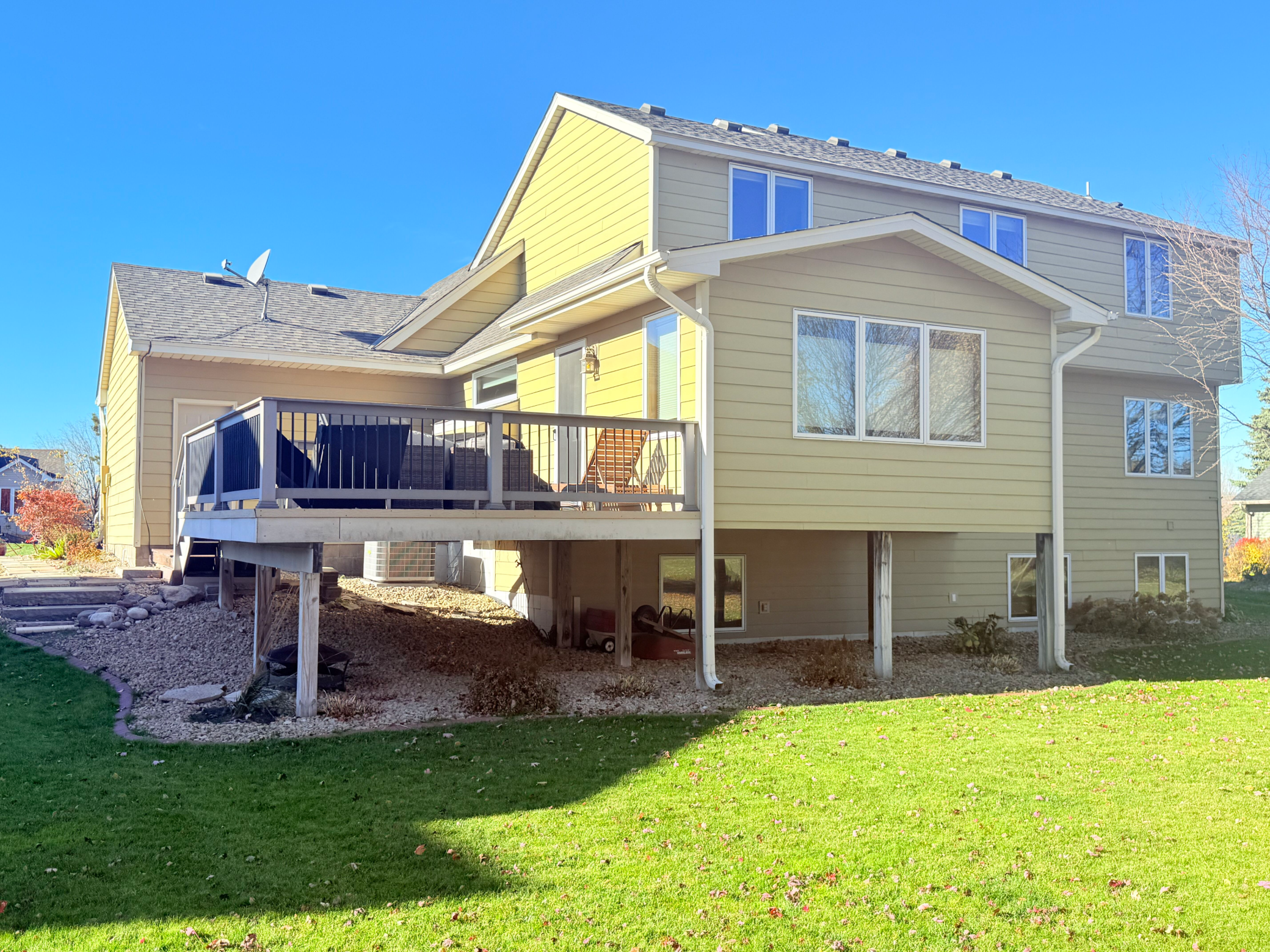 Lino Lakes, Minnesota, 55038, United States, 5 Bedrooms Bedrooms, ,3 BathroomsBathrooms,Residential,For Sale,2001620