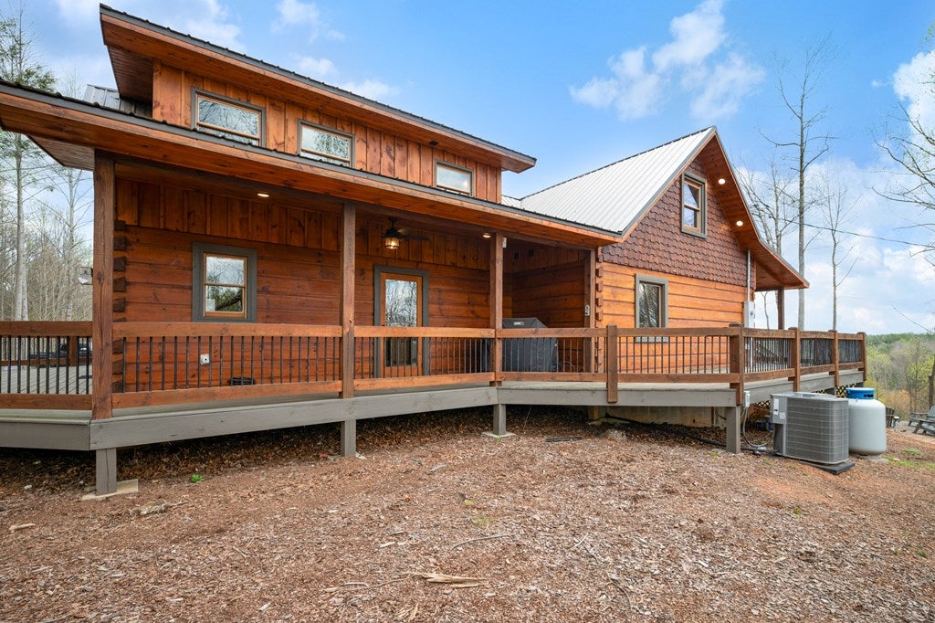 Blue Ridge, Georgia, 30513, United States, 4 Bedrooms Bedrooms, ,3 BathroomsBathrooms,Residential,For Sale,1762405