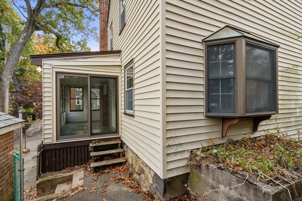 Milton, Massachusetts, 02186, United States, 3 Bedrooms Bedrooms, ,2 BathroomsBathrooms,Residential,For Sale,1973093