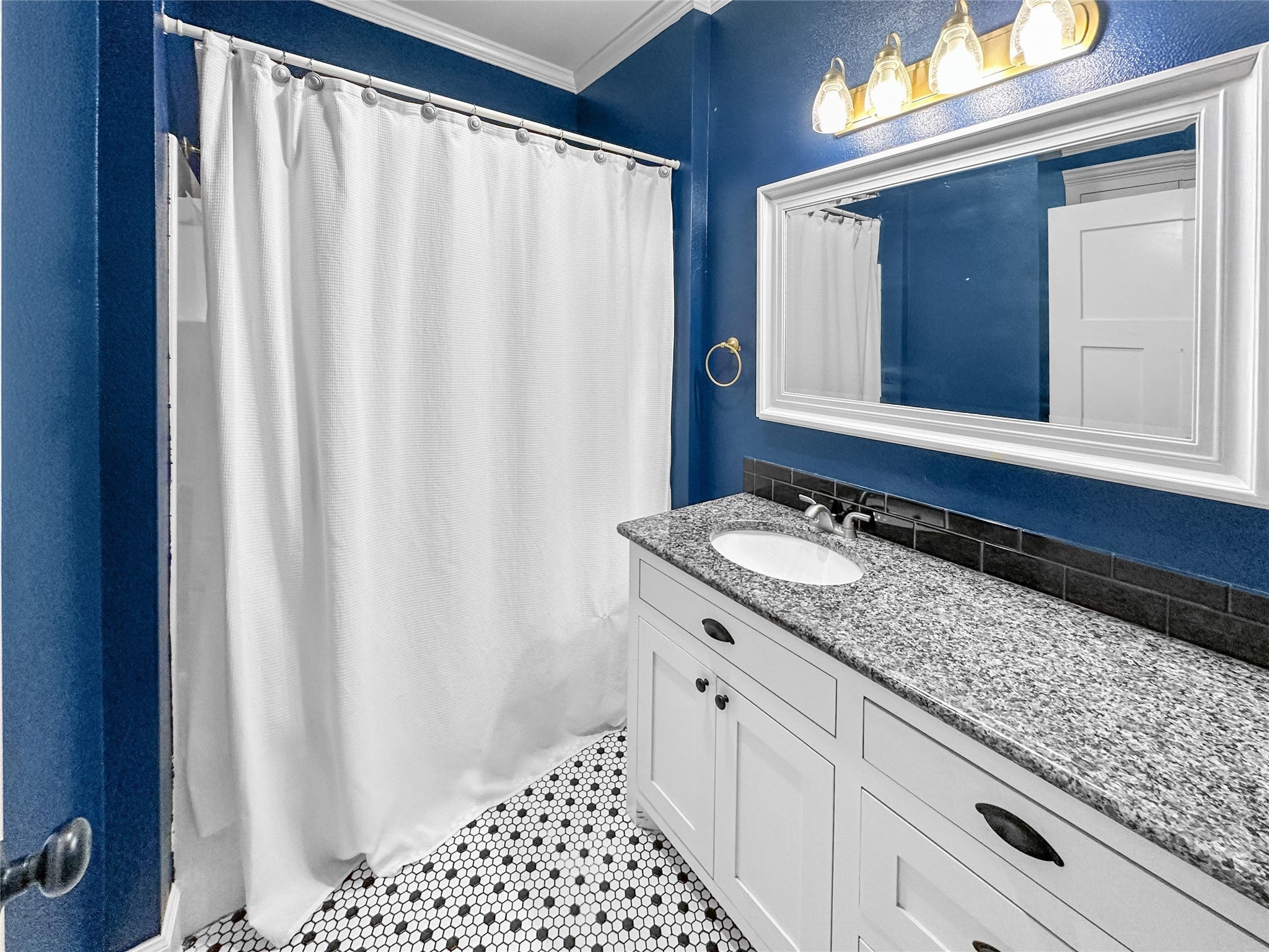 Winnsboro, Texas, 75494, United States, 3 Bedrooms Bedrooms, ,3 BathroomsBathrooms,Residential,For Sale,1779211