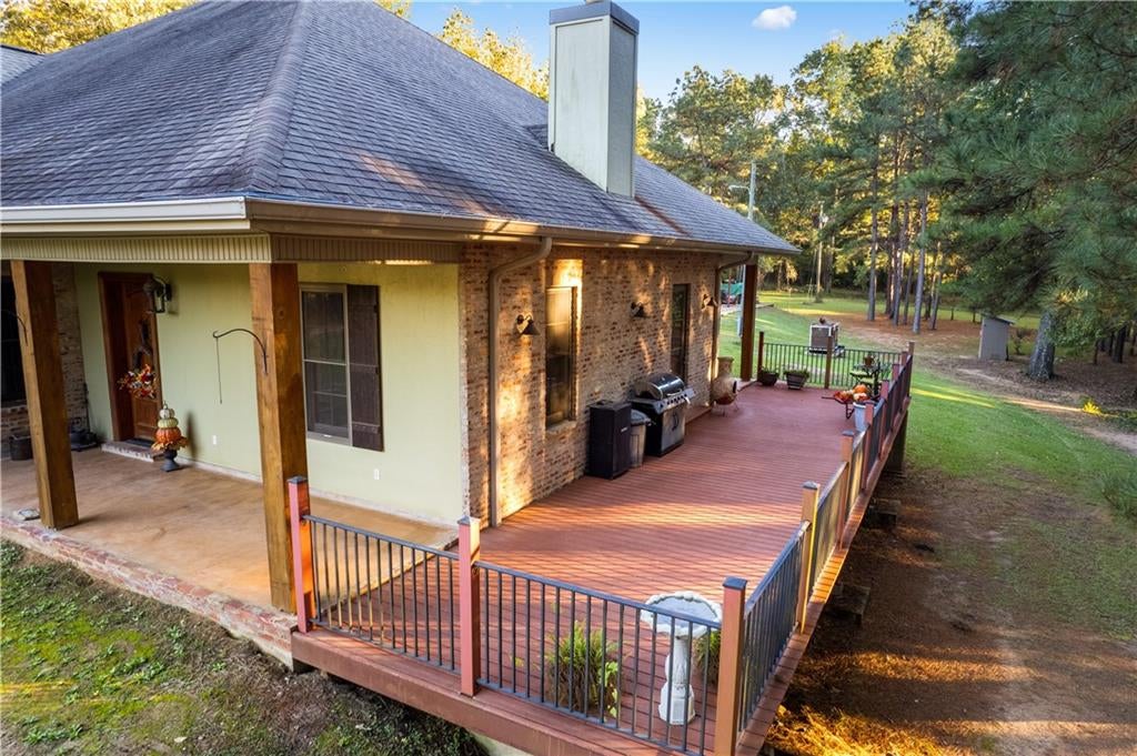 Trout, Louisiana, 71371, United States, 3 Bedrooms Bedrooms, ,4 BathroomsBathrooms,Residential,For Sale,1982667