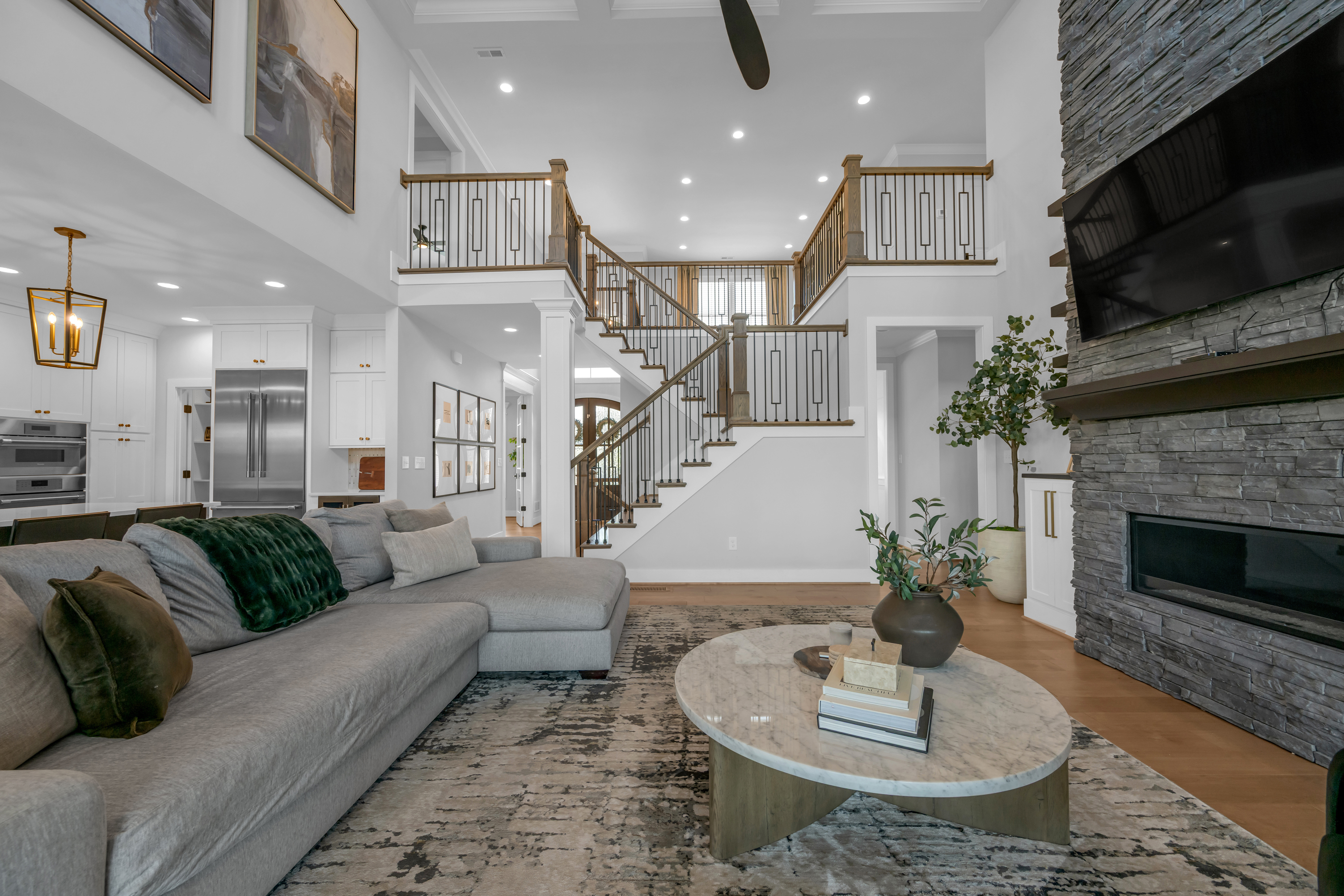  2429 Lorenzo Way - 物件實景