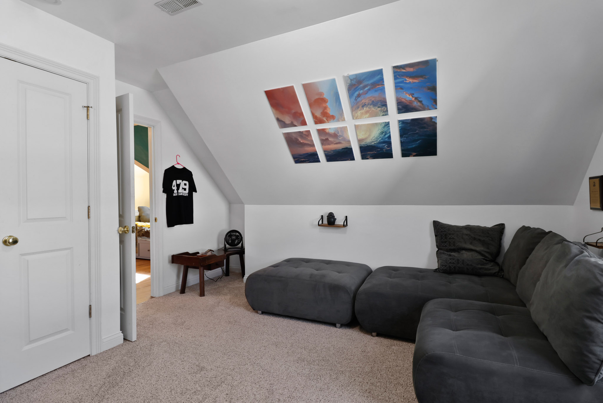 Valparaiso, Indiana, 46385, United States, 5 Bedrooms Bedrooms, ,3 BathroomsBathrooms,Residential,For Sale,1978231