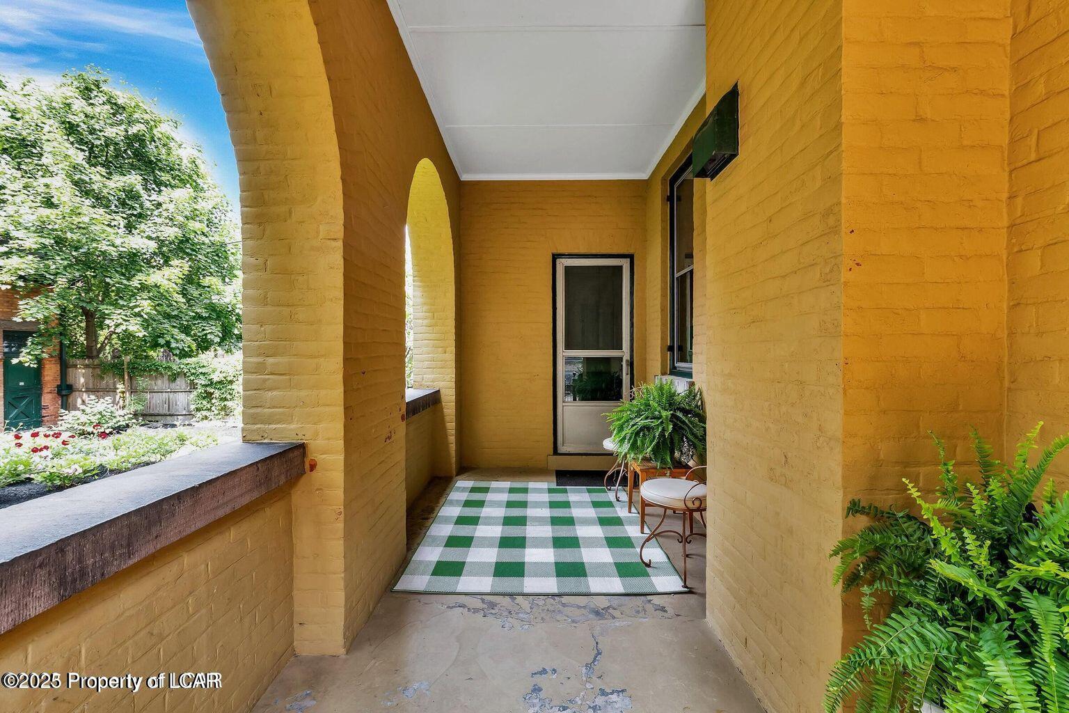 Wilkes-Barre, Pennsylvania, 18701, United States, 7 Bedrooms Bedrooms, ,3 BathroomsBathrooms,Residential,For Sale,1982709