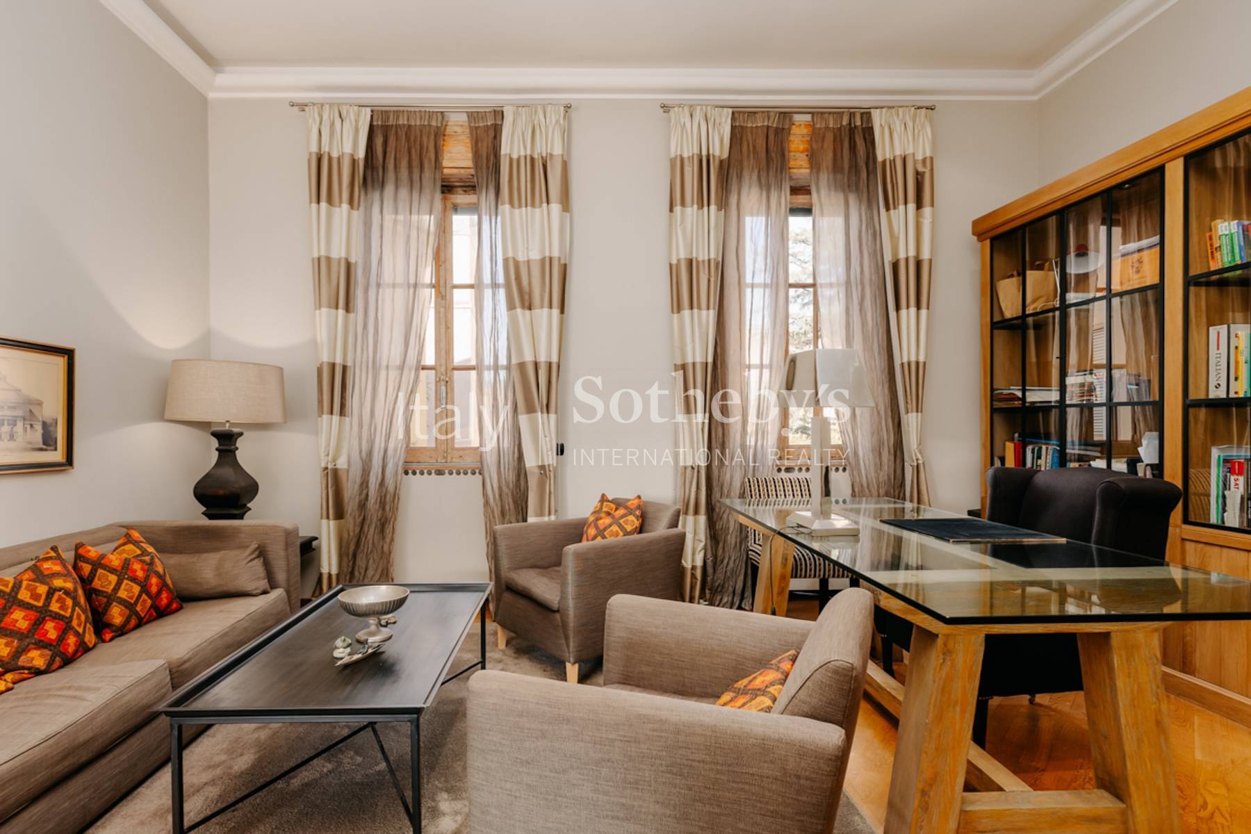  Elegant Liberty-Style Apartment on Via Monte Zebio - 物件實景