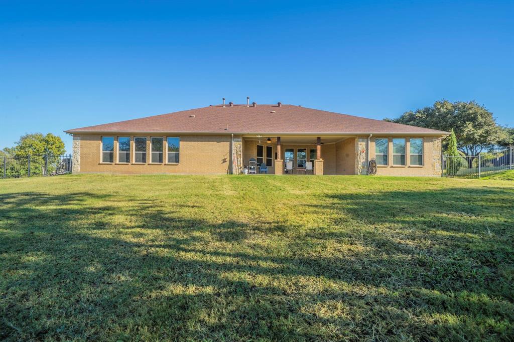 Cedar Hill, Texas, 75104, United States, 3 Bedrooms Bedrooms, ,3 BathroomsBathrooms,Residential,For Sale,1986089