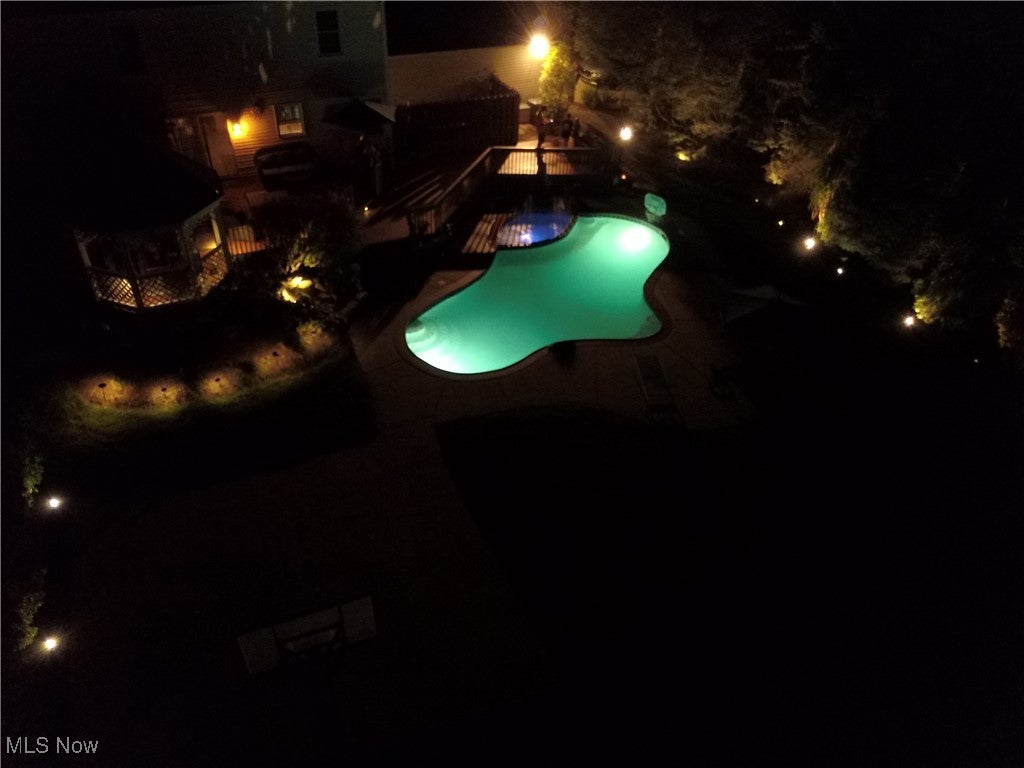 Solon, Ohio, 44139, United States, 4 Bedrooms Bedrooms, ,3 BathroomsBathrooms,Residential,For Sale,1981098