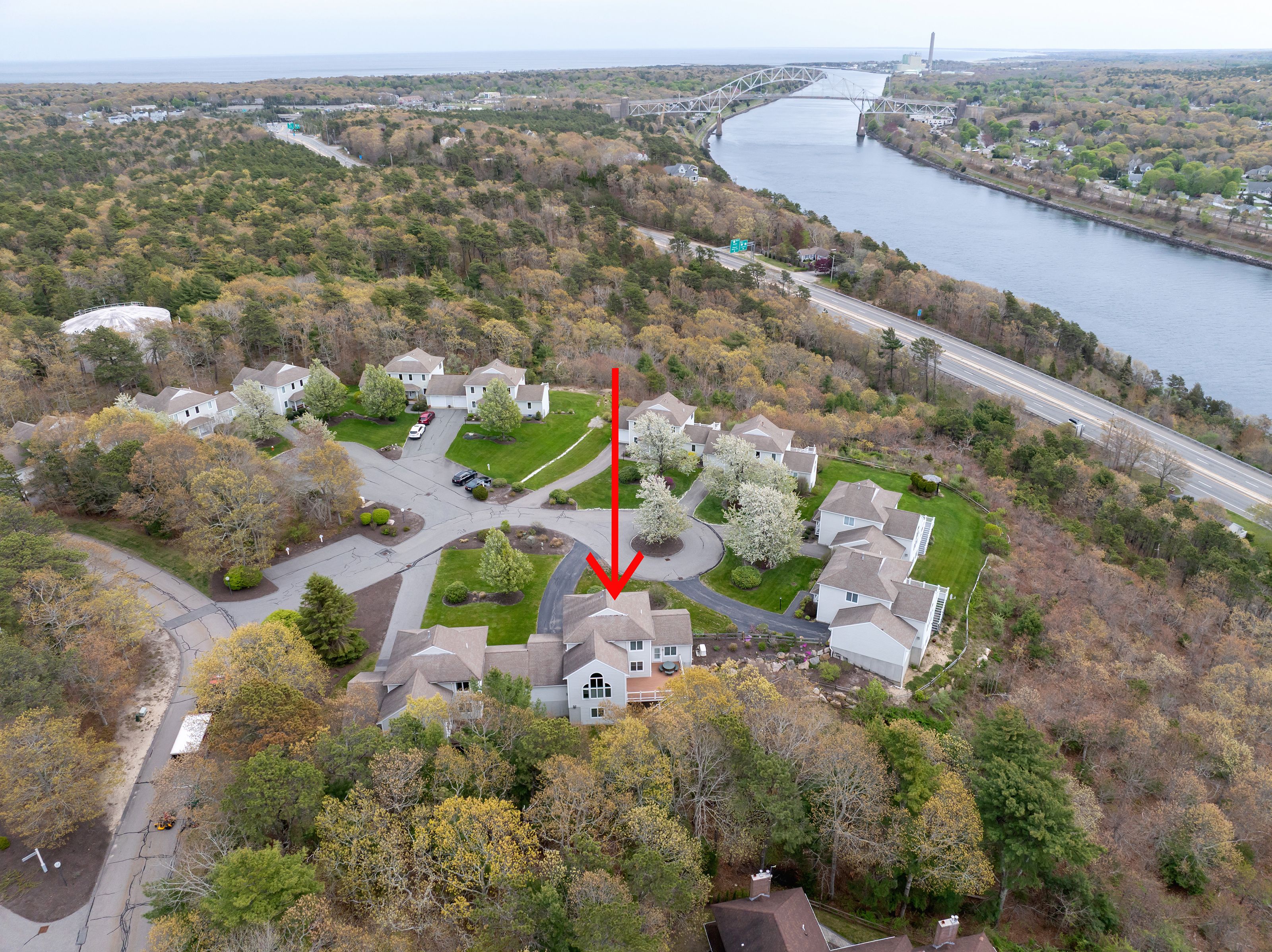  2 Beach Plum Lane Unit E, Bourne, MA, 02532 - 物件實景