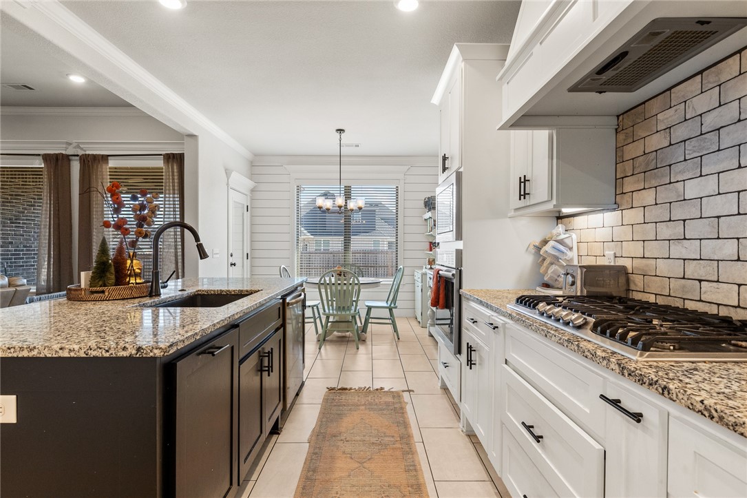 Pea Ridge, Arkansas, 72751, United States, 4 Bedrooms Bedrooms, ,3 BathroomsBathrooms,Residential,For Sale,1995681