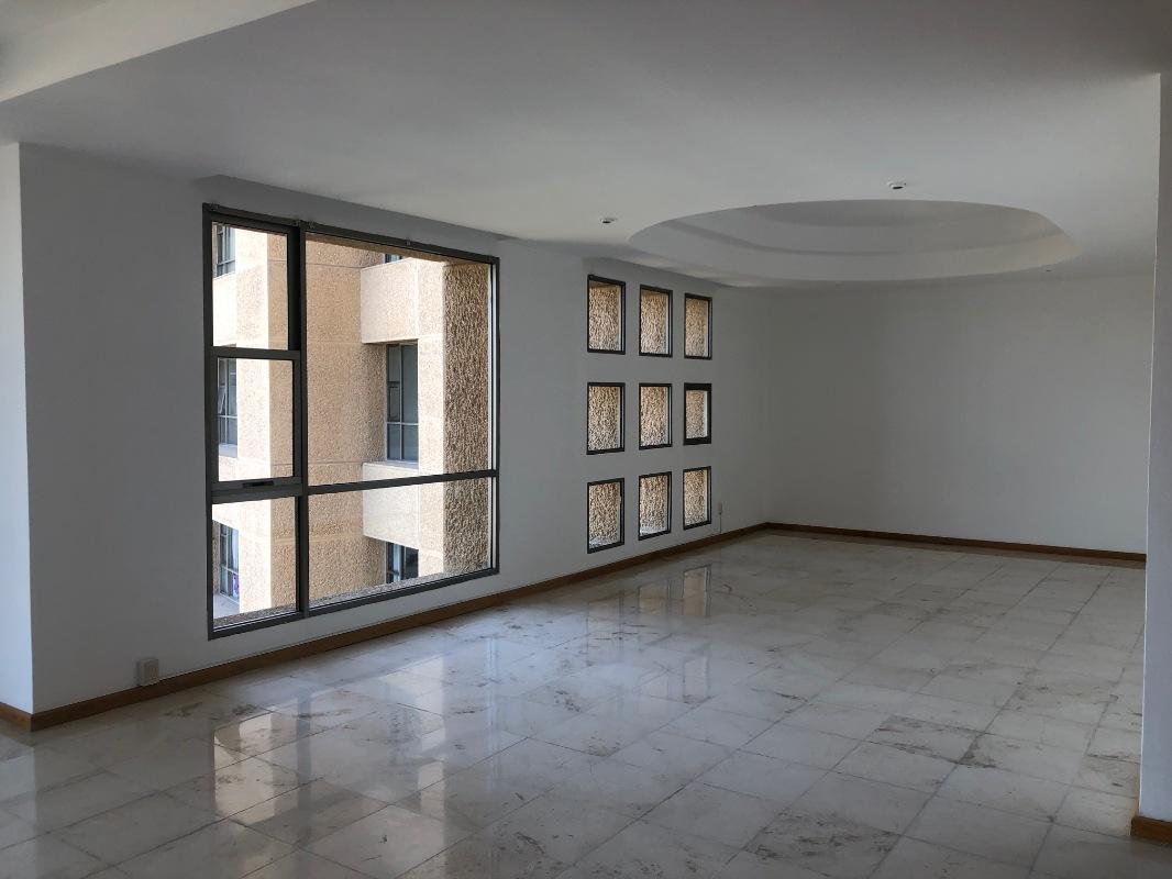 Bernardo Quintana, Álvaro Obregón, Ciudad de México, 01210, Mexico, 4 Bedrooms Bedrooms, ,4 BathroomsBathrooms,Residential,For Sale,Bernardo Quintana,1441031