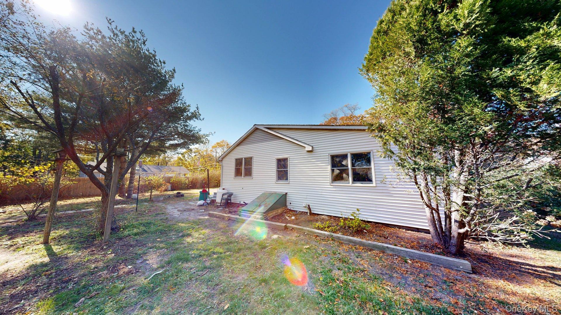 Center Moriches, New York, 11934, United States, 3 Bedrooms Bedrooms, ,1 BathroomBathrooms,Residential,For Sale,1990243