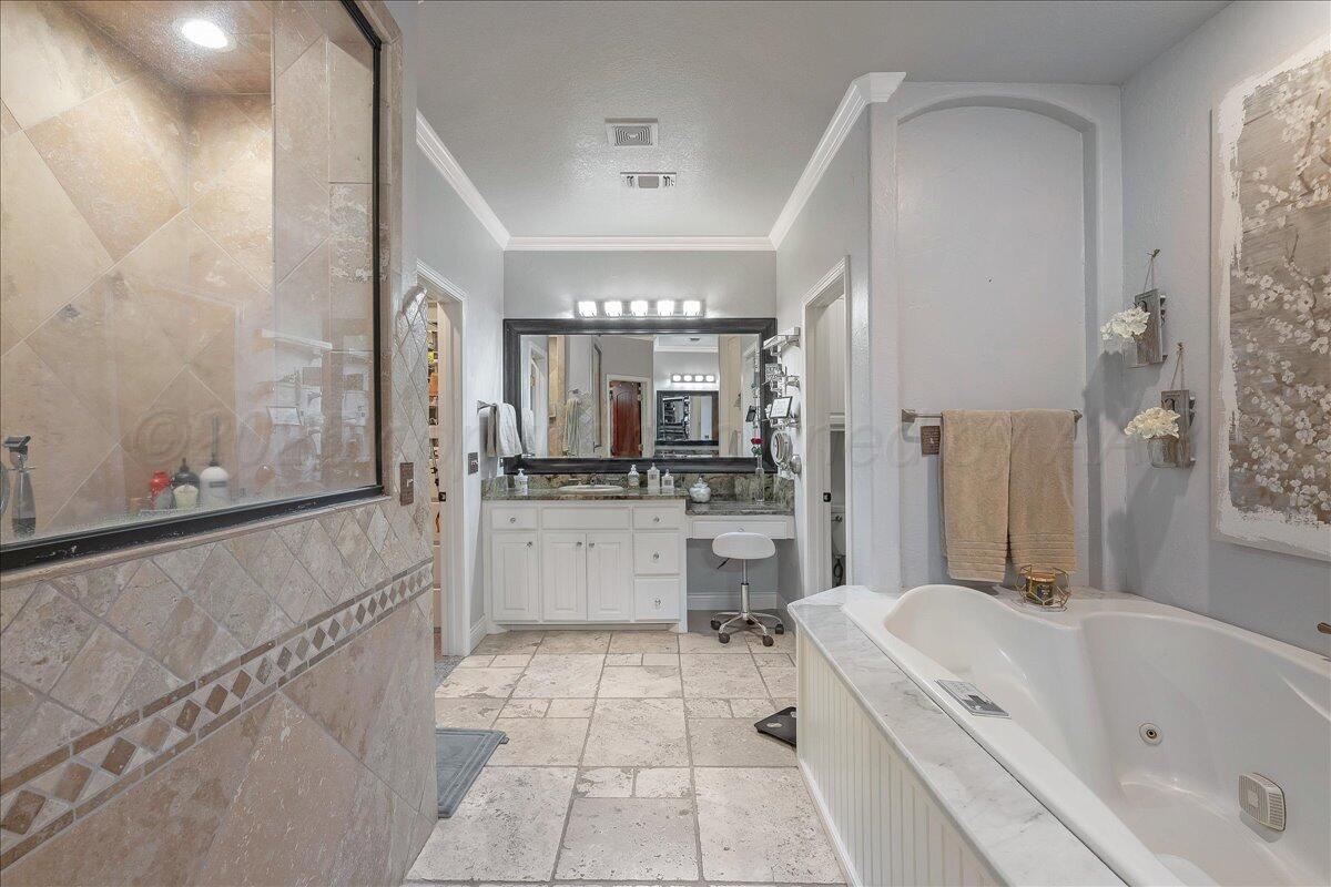 Amarillo, Texas, 79119, United States, 3 Bedrooms Bedrooms, ,4 BathroomsBathrooms,Residential,For Sale,1895637