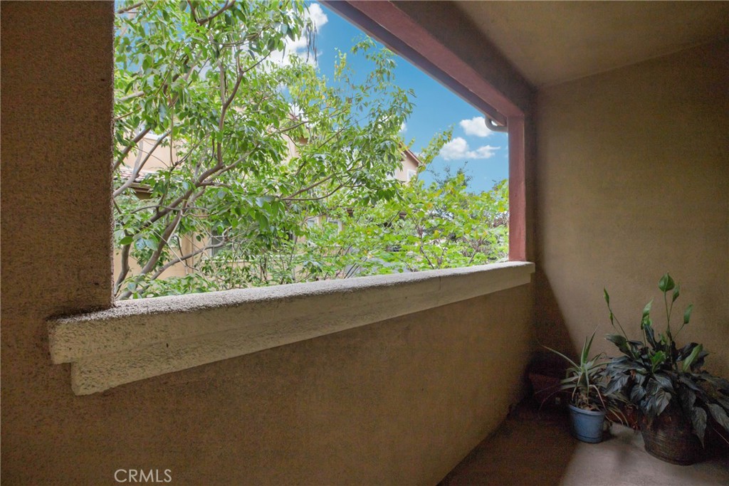 Lakewood, California, 90715, United States, 3 Bedrooms Bedrooms, ,4 BathroomsBathrooms,Residential,For Sale,1860565