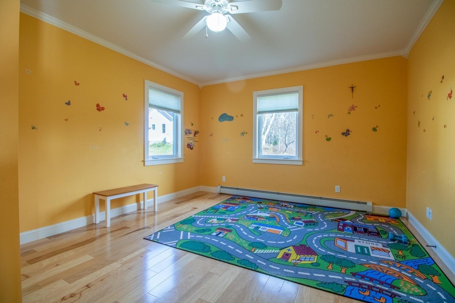 Barton, Vermont, 05822, United States, 6 Bedrooms Bedrooms, ,3 BathroomsBathrooms,Residential,For Sale,1943519