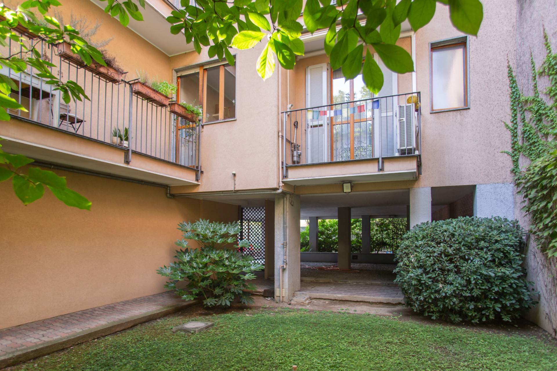 Milano, Milano, 20100, IT, 2 Bedrooms Bedrooms, ,2 BathroomsBathrooms,Residential,For Sale,1934210
