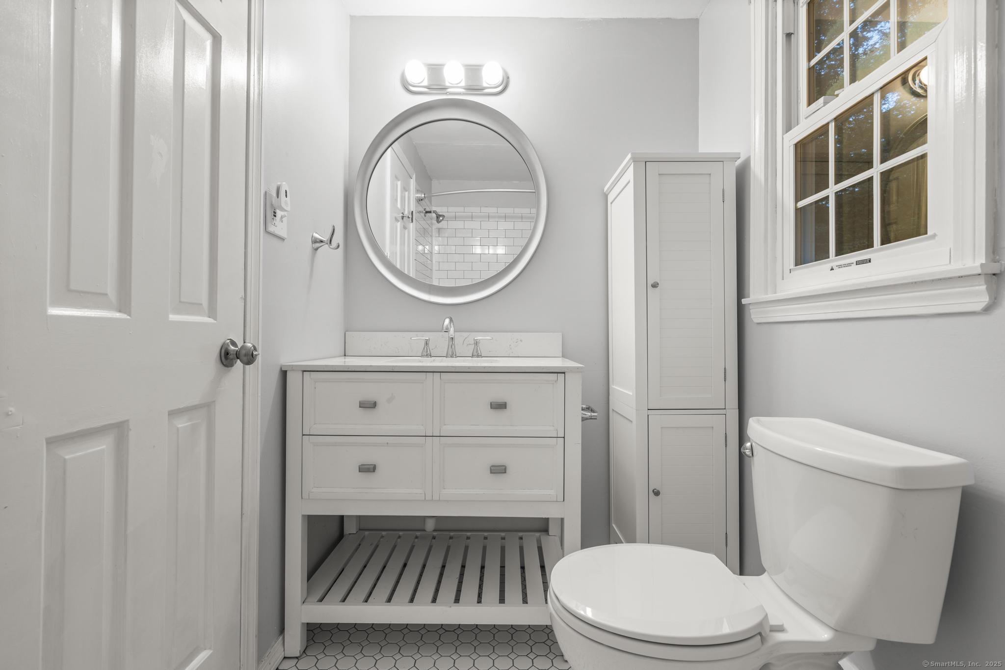 Madison, Connecticut, 06443, United States, 4 Bedrooms Bedrooms, ,3 BathroomsBathrooms,Residential,For Sale,1917489
