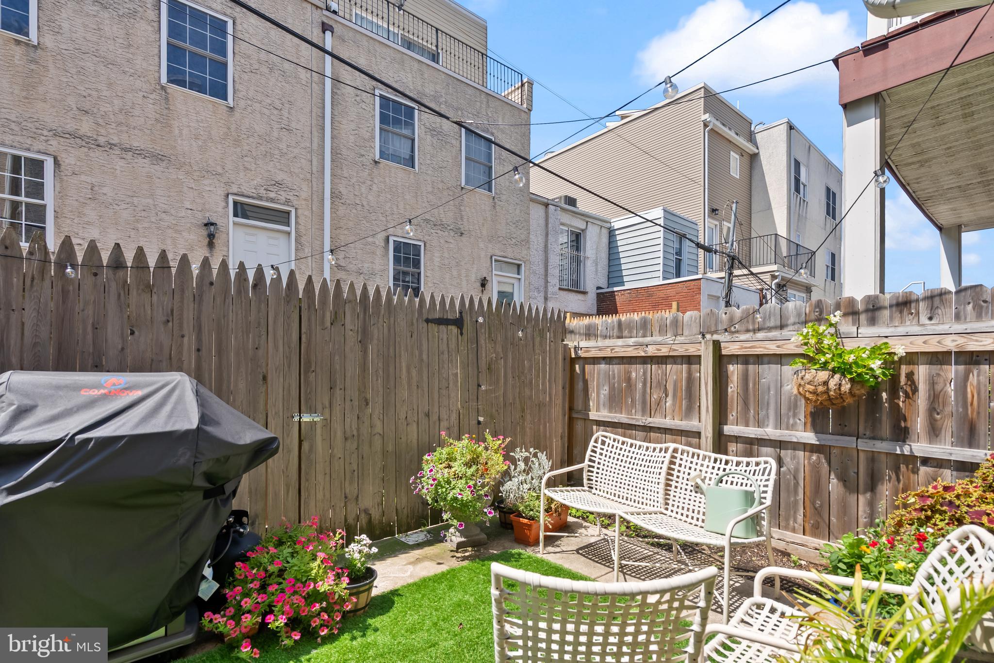 PHILADELPHIA, Pennsylvania, 19146, United States, 3 Bedrooms Bedrooms, ,3 BathroomsBathrooms,Residential,For Sale,1889775