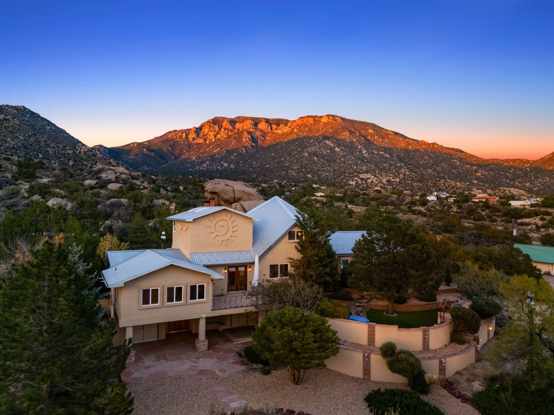 Riddle Rd, Albuquerque, NM 87123