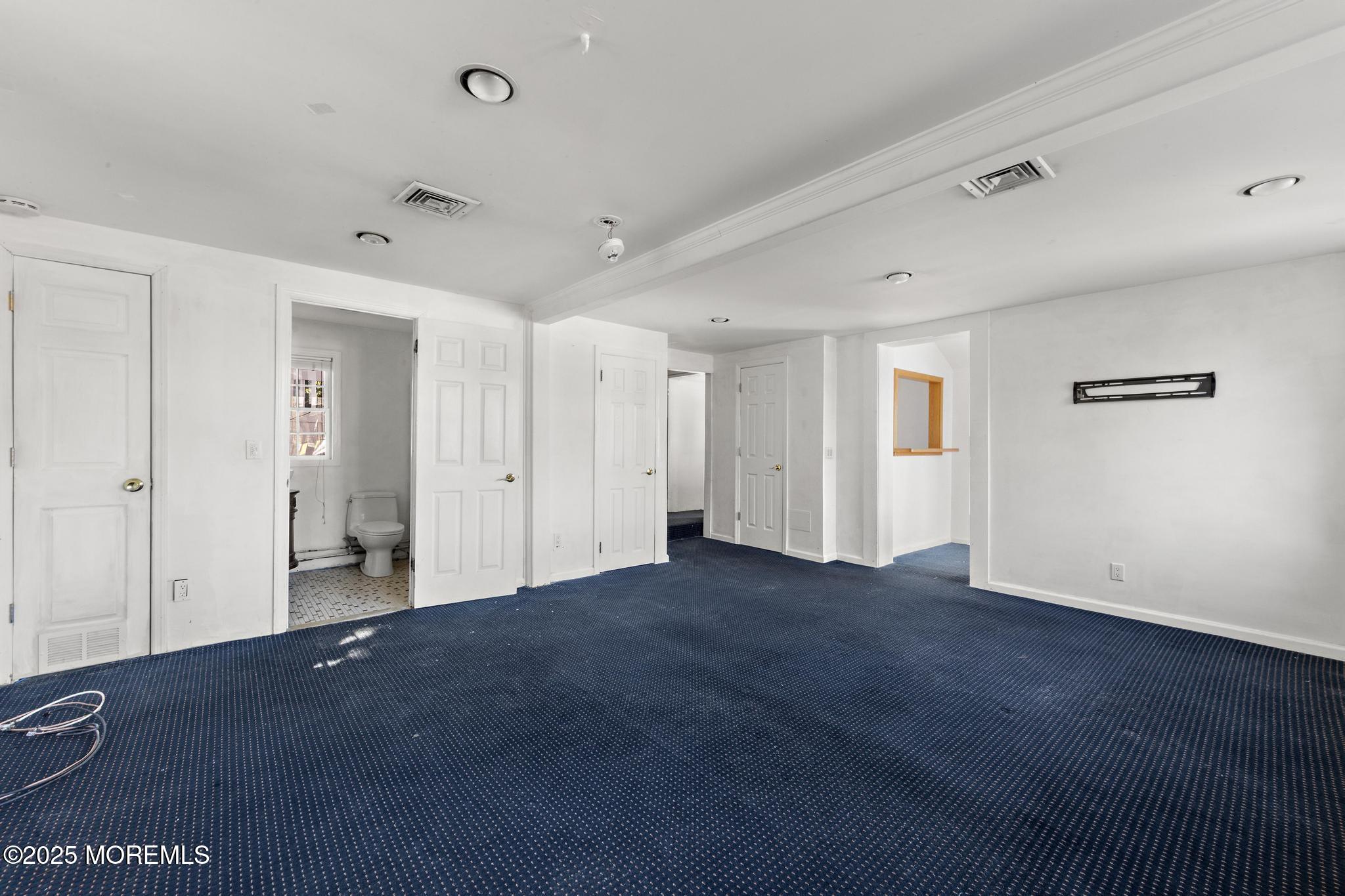 Brielle, New Jersey, 08730, United States, 2 Bedrooms Bedrooms, ,1 BathroomBathrooms,Residential,For Sale,1968993