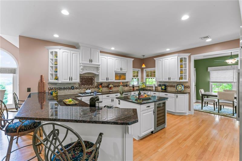 Mcmurray, Pennsylvania, 15317, United States, 4 Bedrooms Bedrooms, ,4 BathroomsBathrooms,Residential,For Sale,1928705