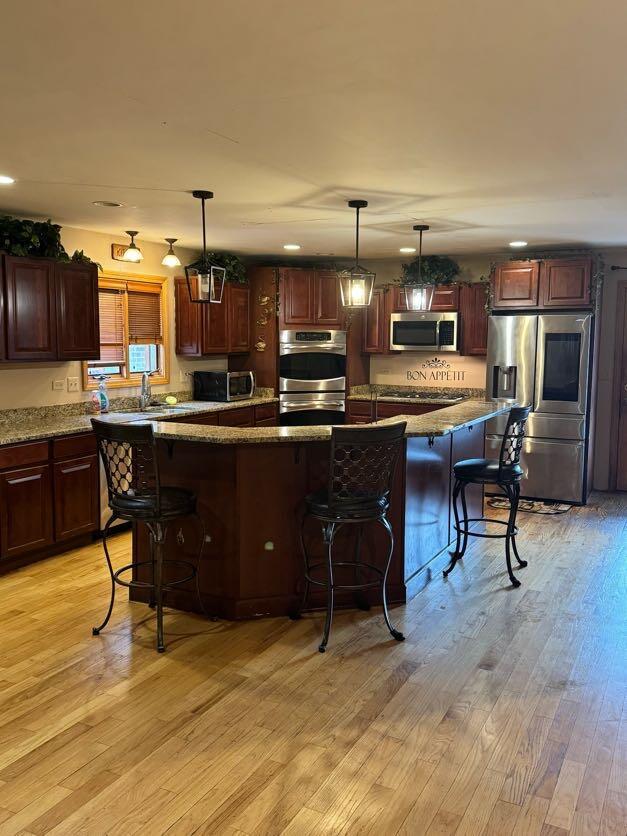 River Grove, Illinois, 60171, United States, 5 Bedrooms Bedrooms, ,4 BathroomsBathrooms,Residential,For Sale,1910767