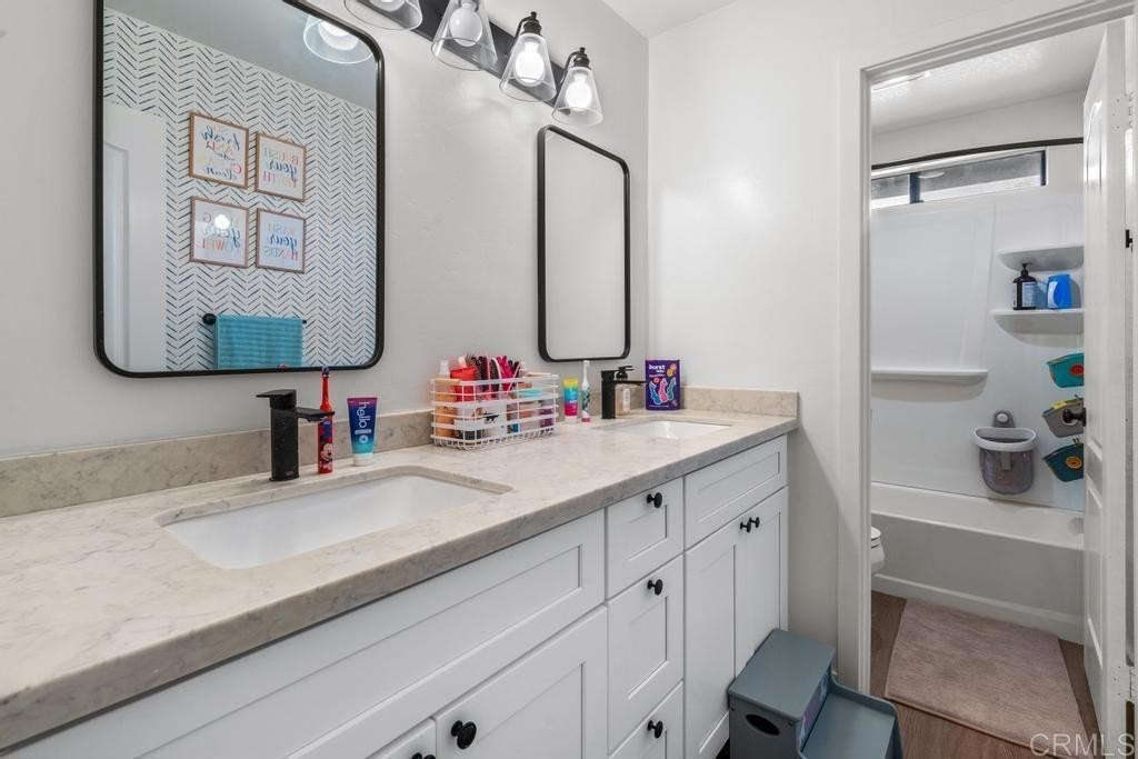 Alpine, California, 91901, United States, 4 Bedrooms Bedrooms, ,3 BathroomsBathrooms,Residential,For Sale,1991571