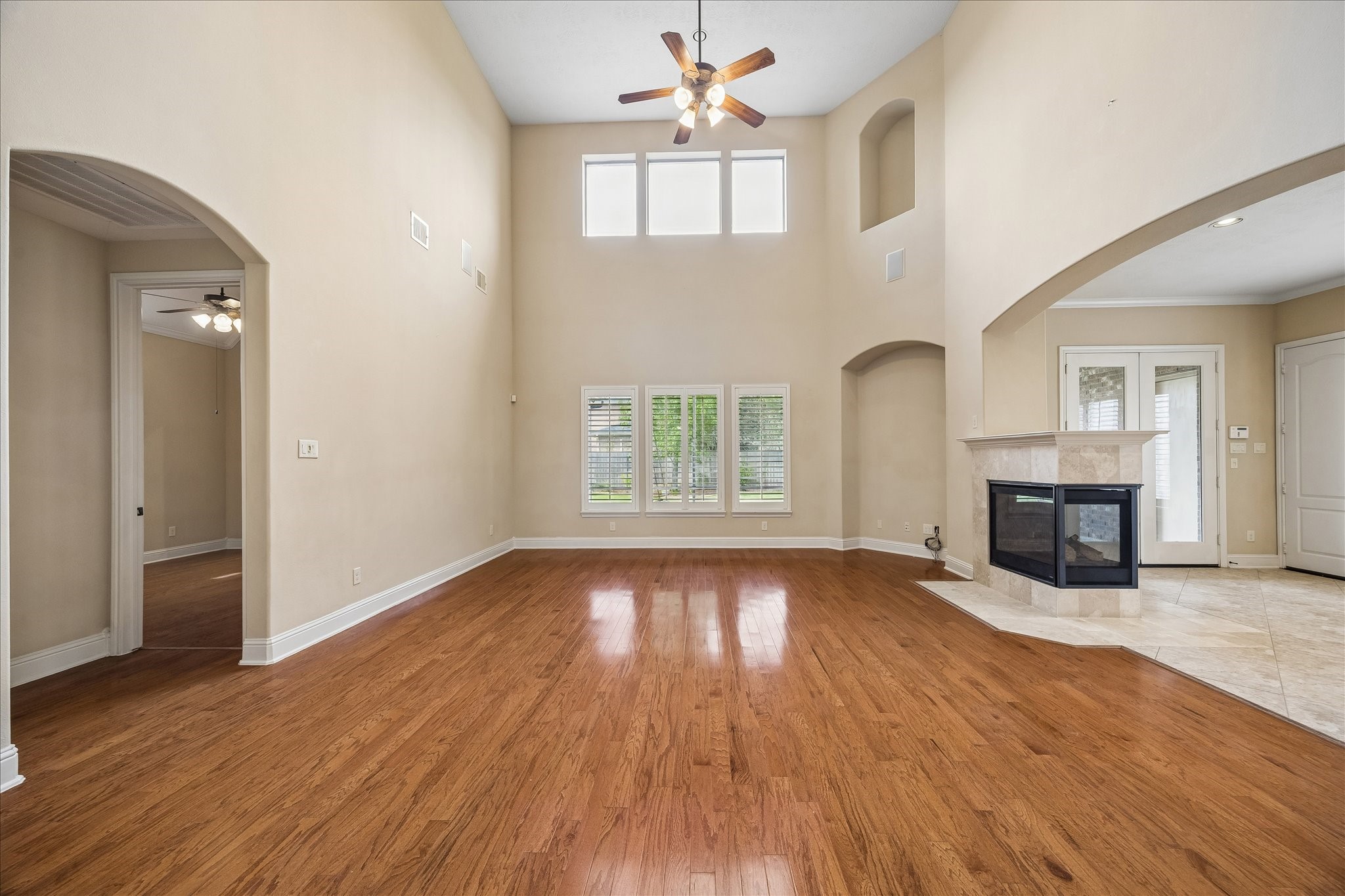  4506 Beacon View Court - 物件實景