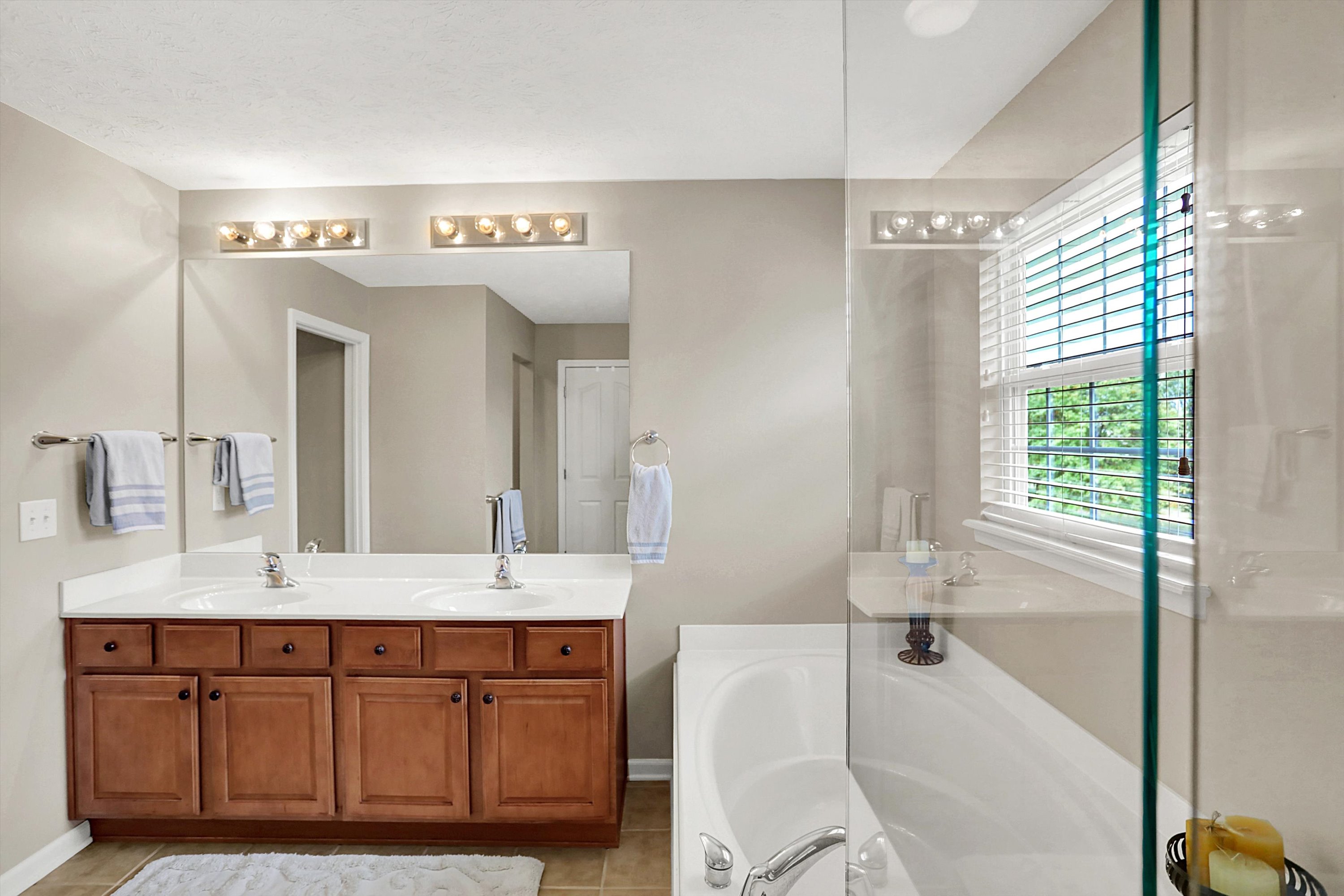 Carmel, Indiana, 46074, United States, 5 Bedrooms Bedrooms, ,4 BathroomsBathrooms,Residential,For Sale,1965164