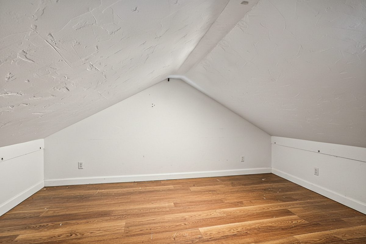 Cheyenne, Wyoming, 82001, United States, 4 Bedrooms Bedrooms, ,4 BathroomsBathrooms,Residential,For Sale,1978140