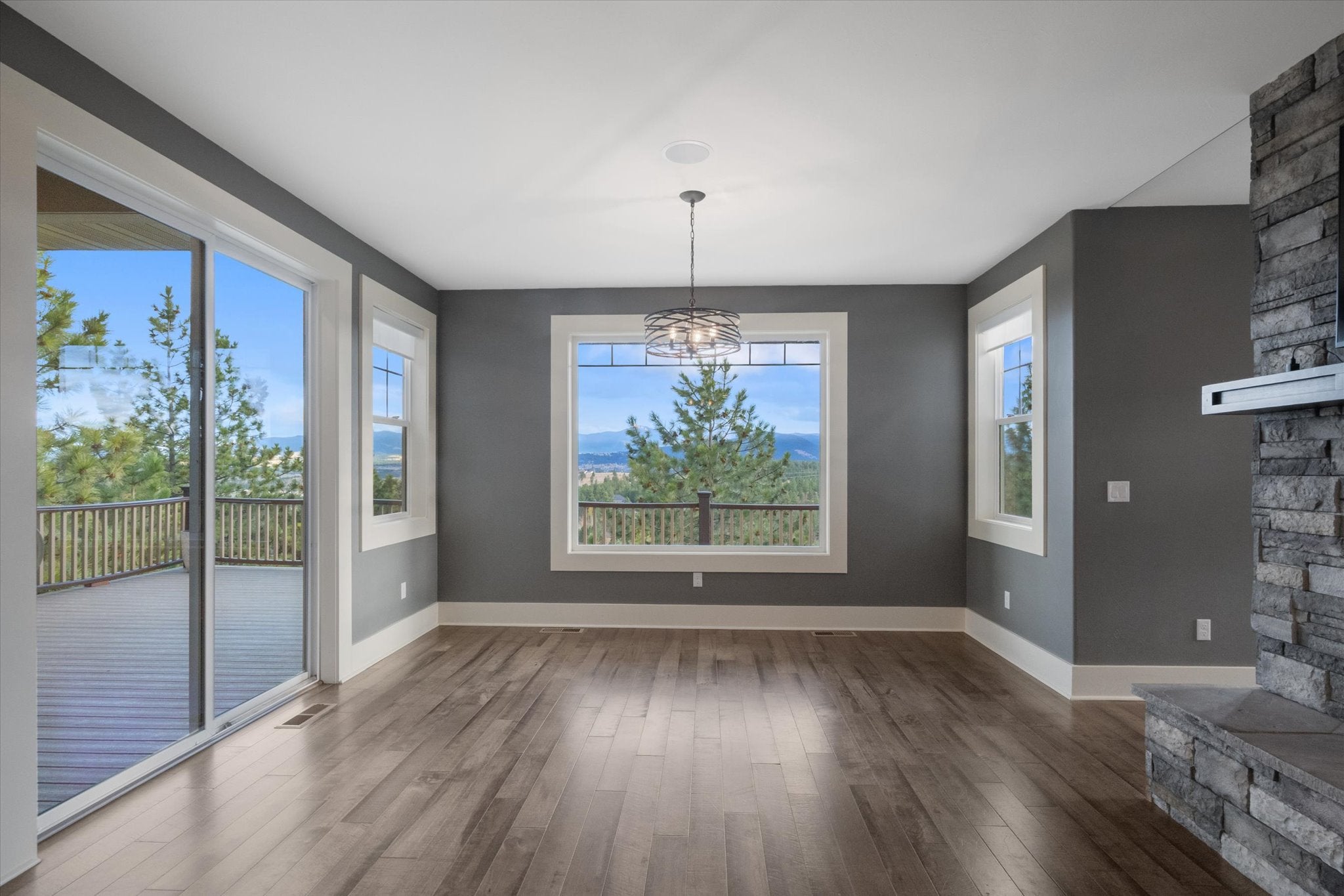 Clancy, Montana, 59634, United States, 4 Bedrooms Bedrooms, ,5 BathroomsBathrooms,Residential,For Sale,1991363